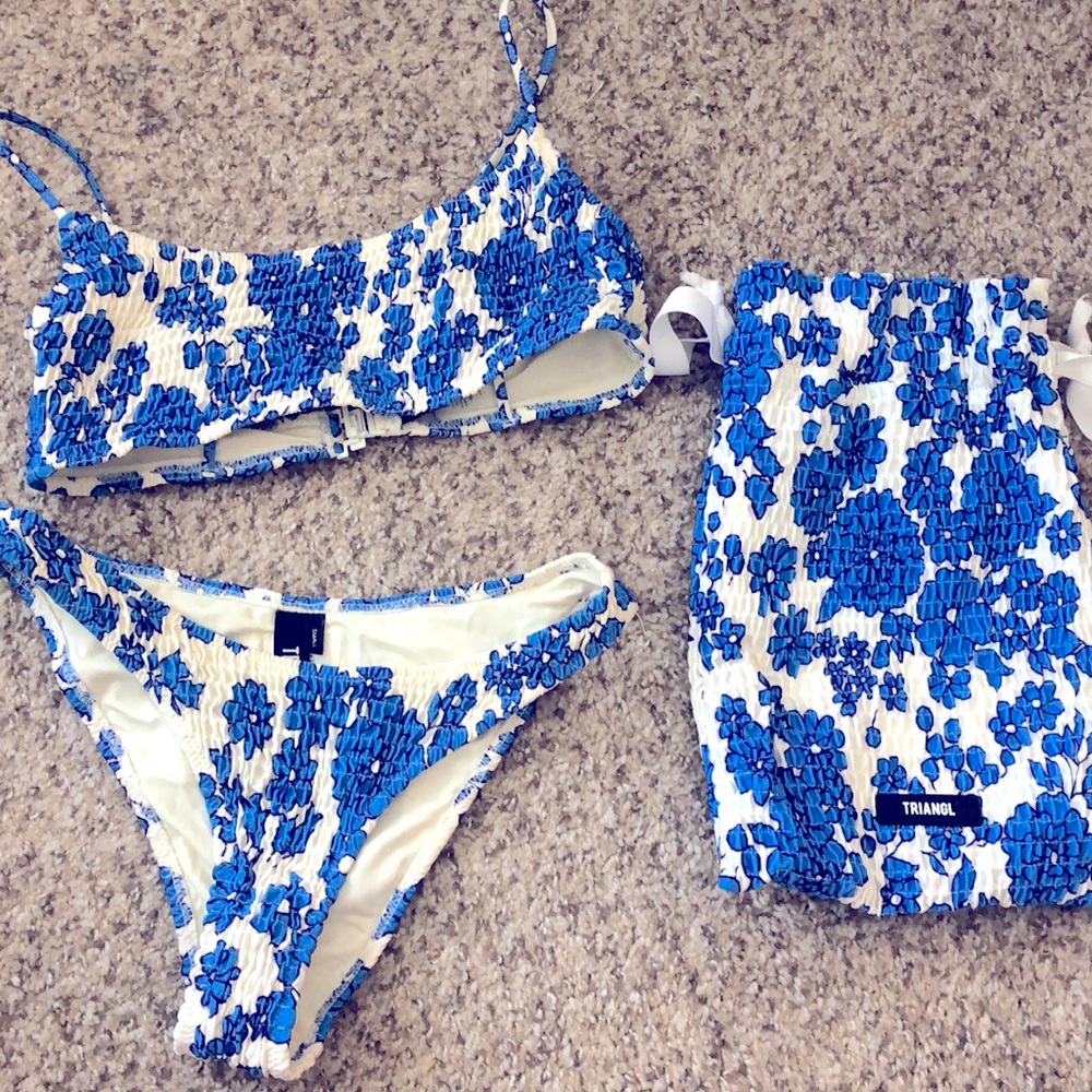 Triangl swimsuit, Inesa Royal Pop.